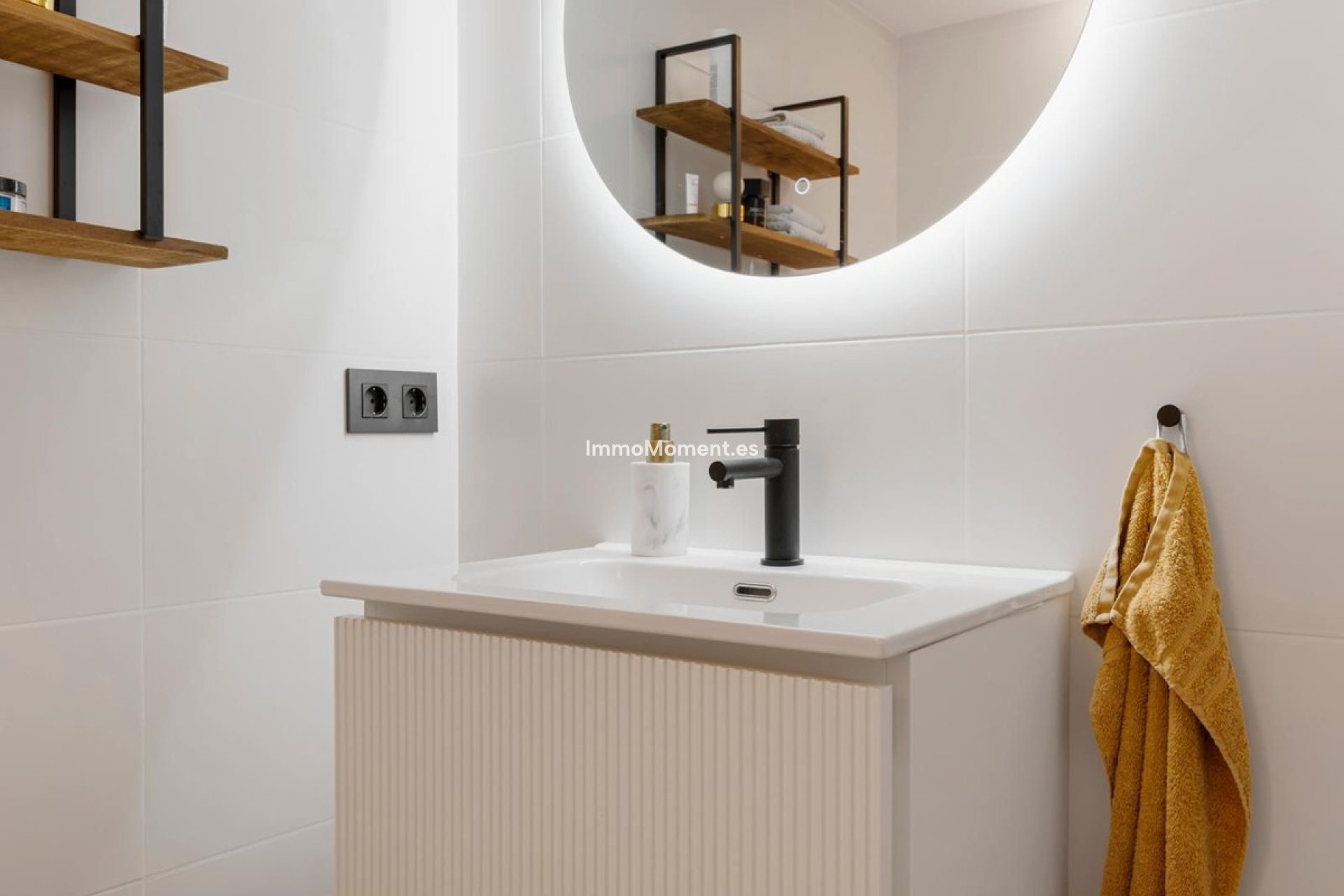 Revente - Maison mitoyenne - Estepona  - Estepona Centro