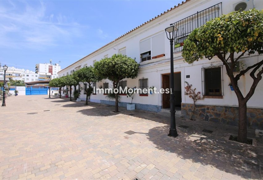 Revente - Maison mitoyenne - Estepona  - Estepona Centro