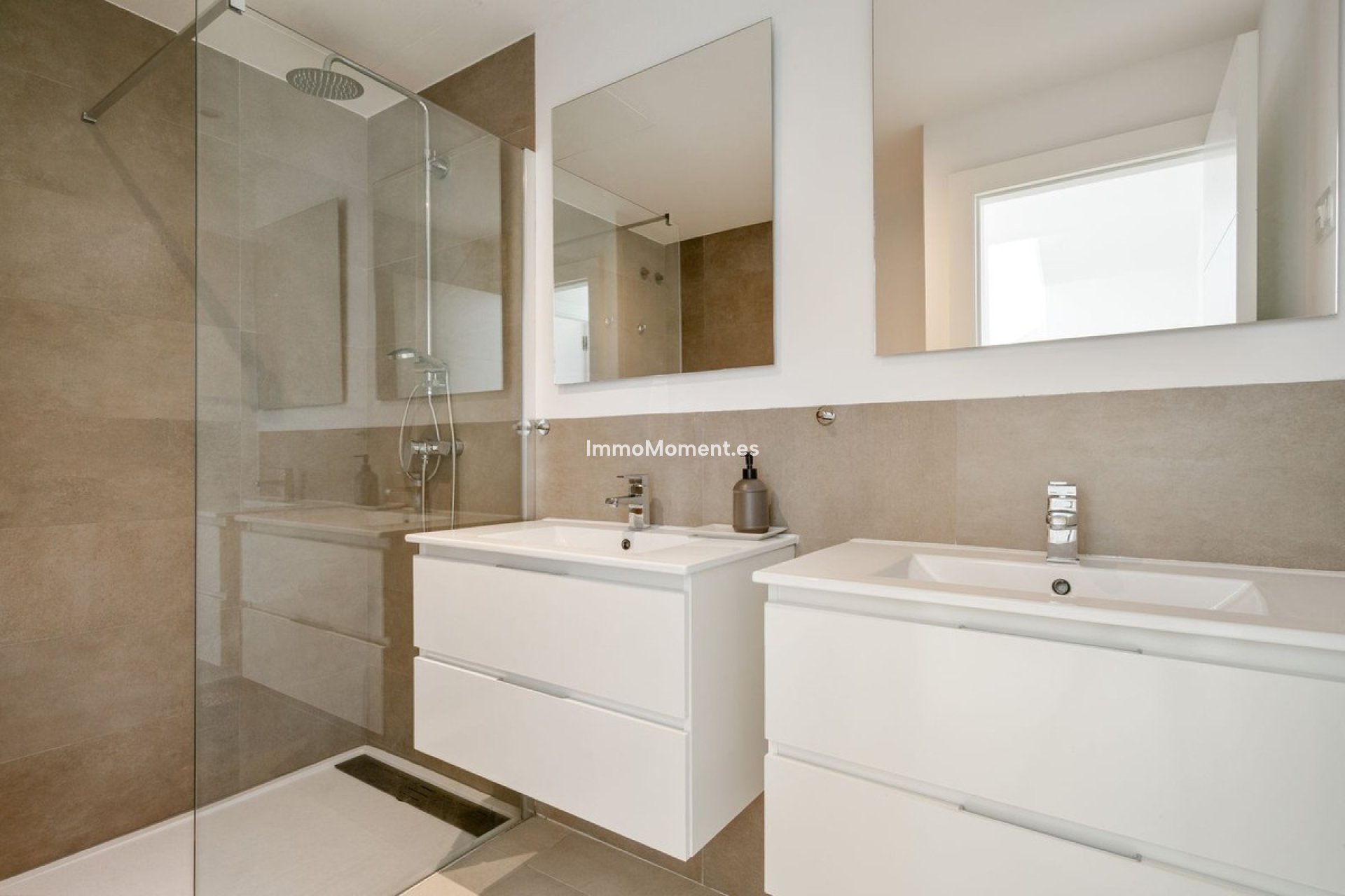 Revente - Maison mitoyenne - Estepona  - Estepona Centro