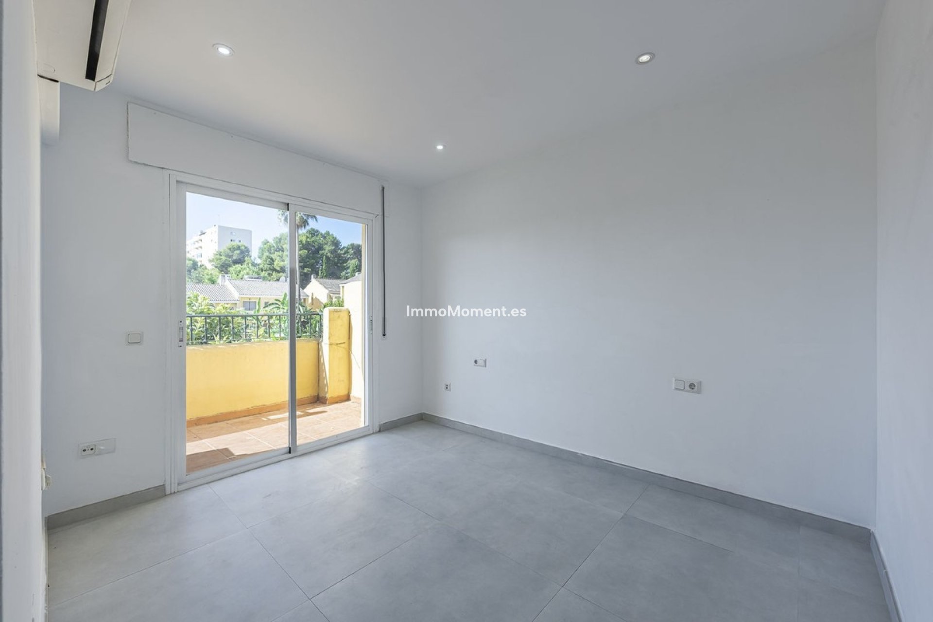 Revente - Maison mitoyenne - Estepona  - Estepona Centro
