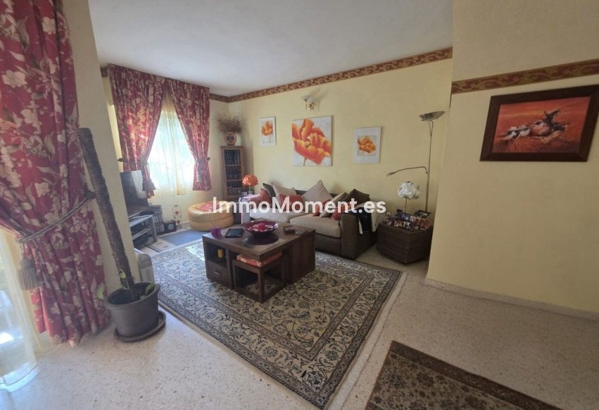 Revente - Maison mitoyenne - Estepona  - Estepona Centro