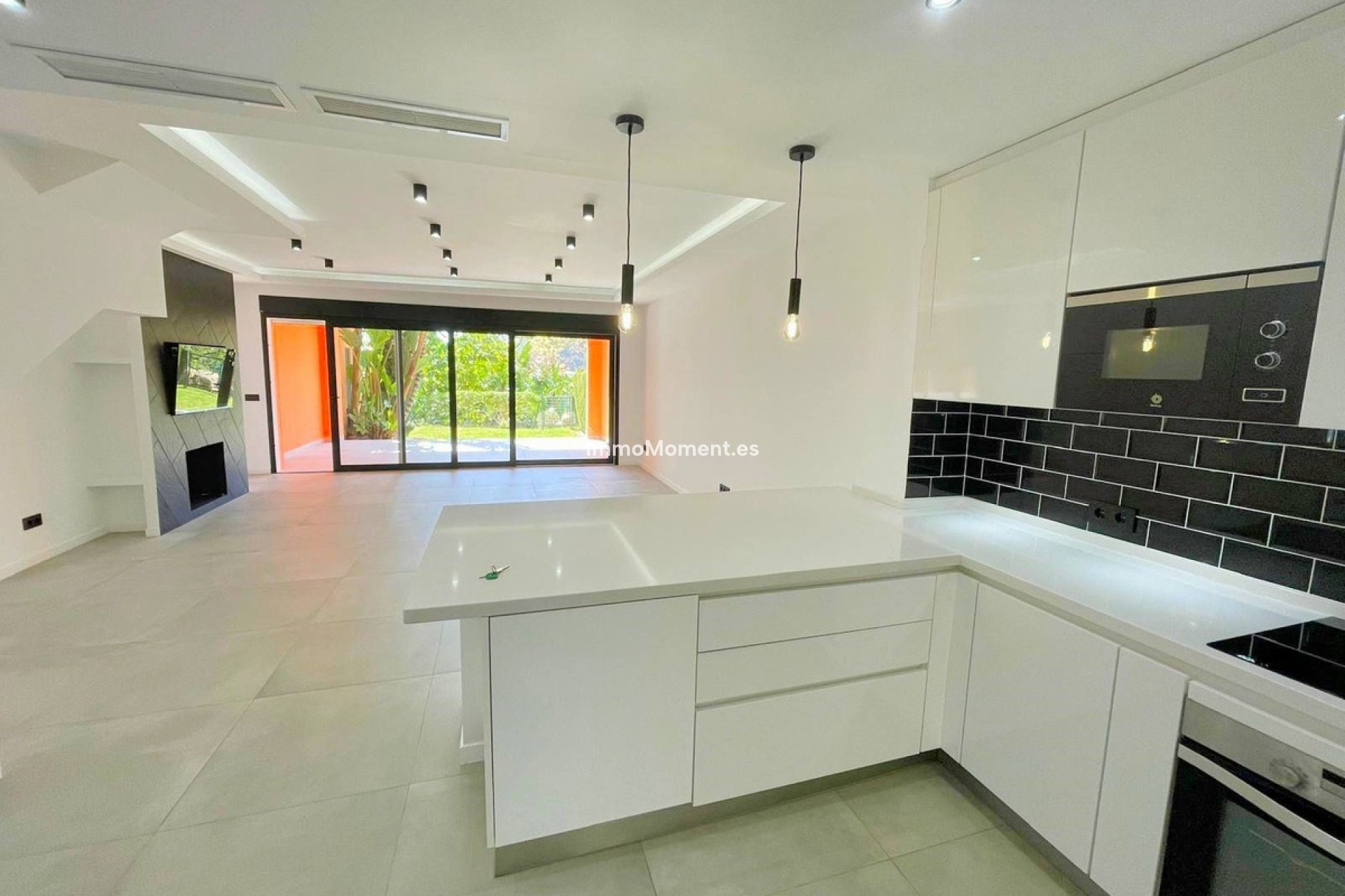 Revente - Maison mitoyenne - Estepona  - New Golden Mile