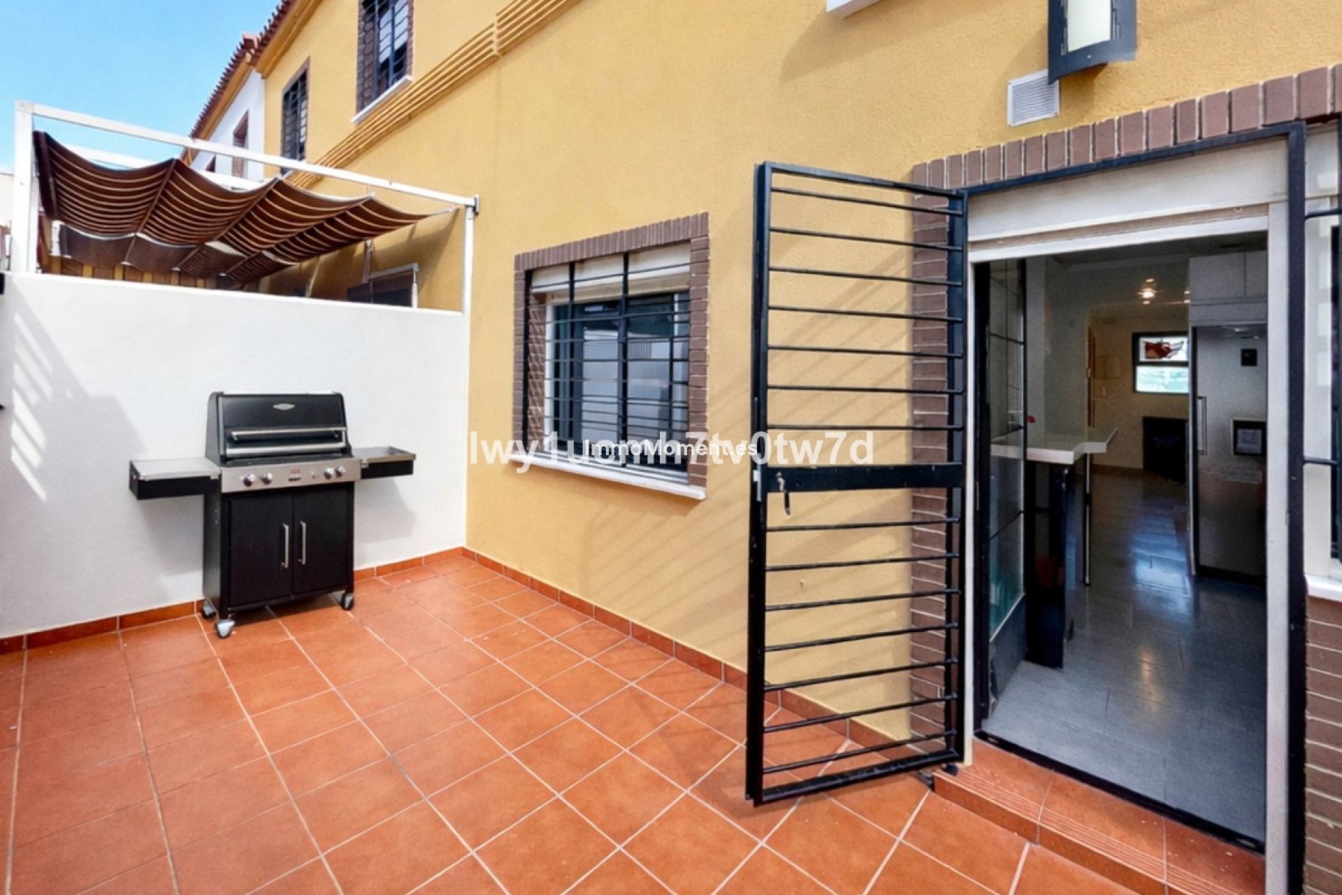 Revente - Maison mitoyenne - Intérieur                       - Churriana