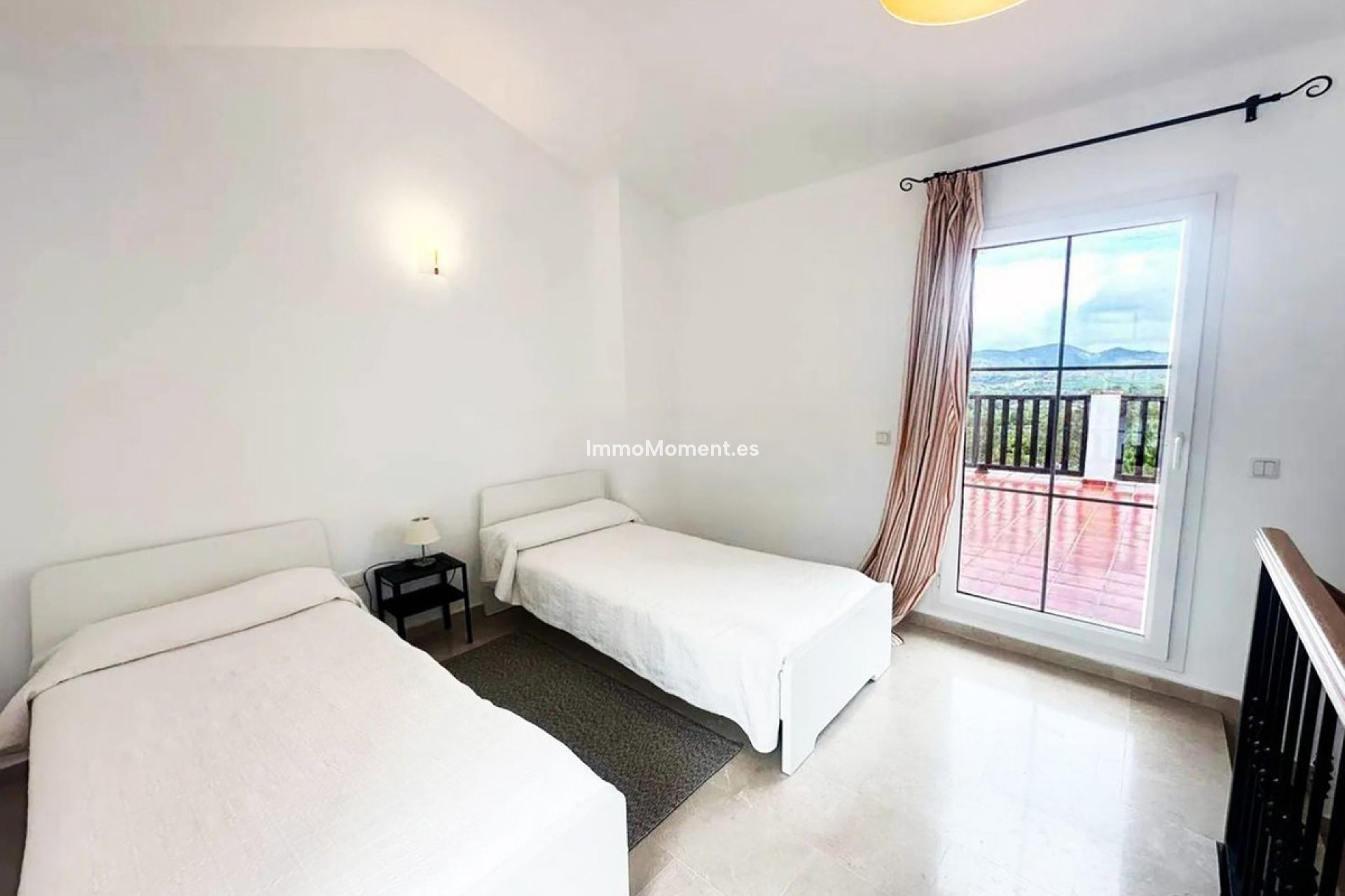 Revente - Maison mitoyenne - Intérieur                       - Lauro Golf