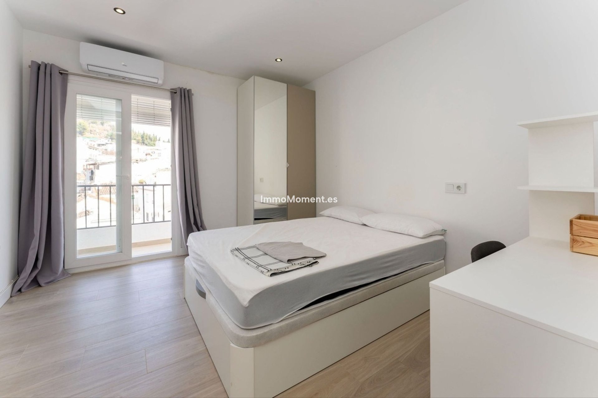 Revente - Maison mitoyenne - Intérieur                       - Monda