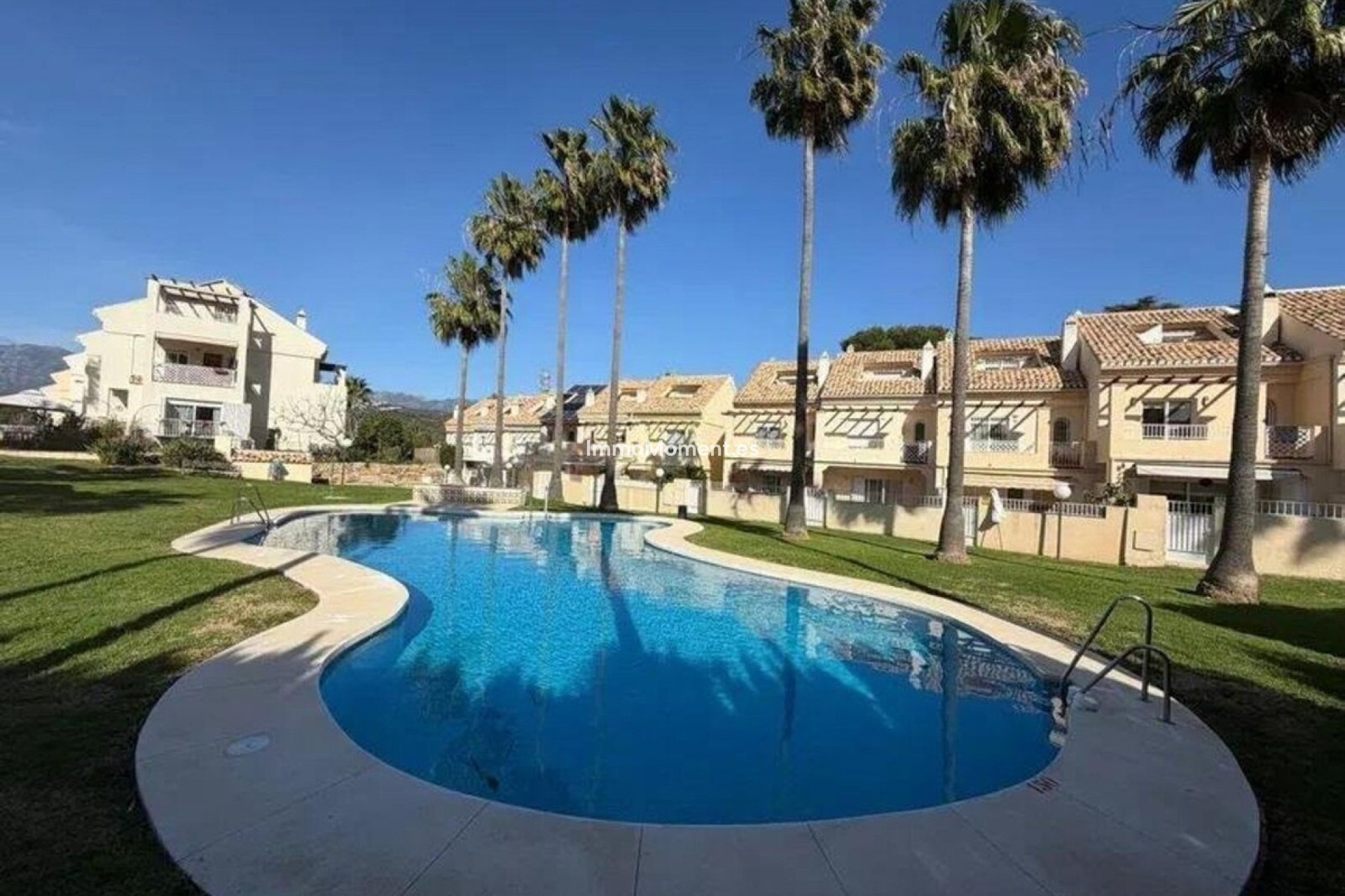 Revente - Maison mitoyenne - Marbella - El Rosario