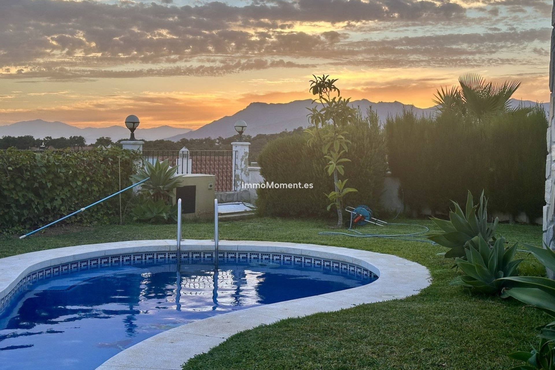 Revente - Maison mitoyenne - Marbella - La Mairena