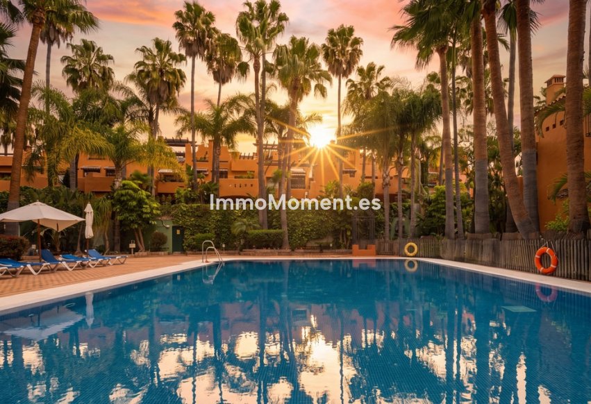 Revente - Maison mitoyenne - Marbella - Marbella Centro