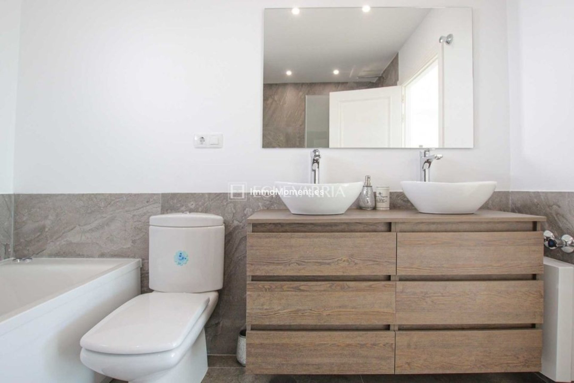 Revente - Maison mitoyenne - Marbella - Marbella Centro