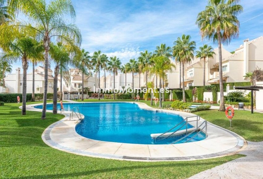Revente - Maison mitoyenne - Marbella - Marbella Centro