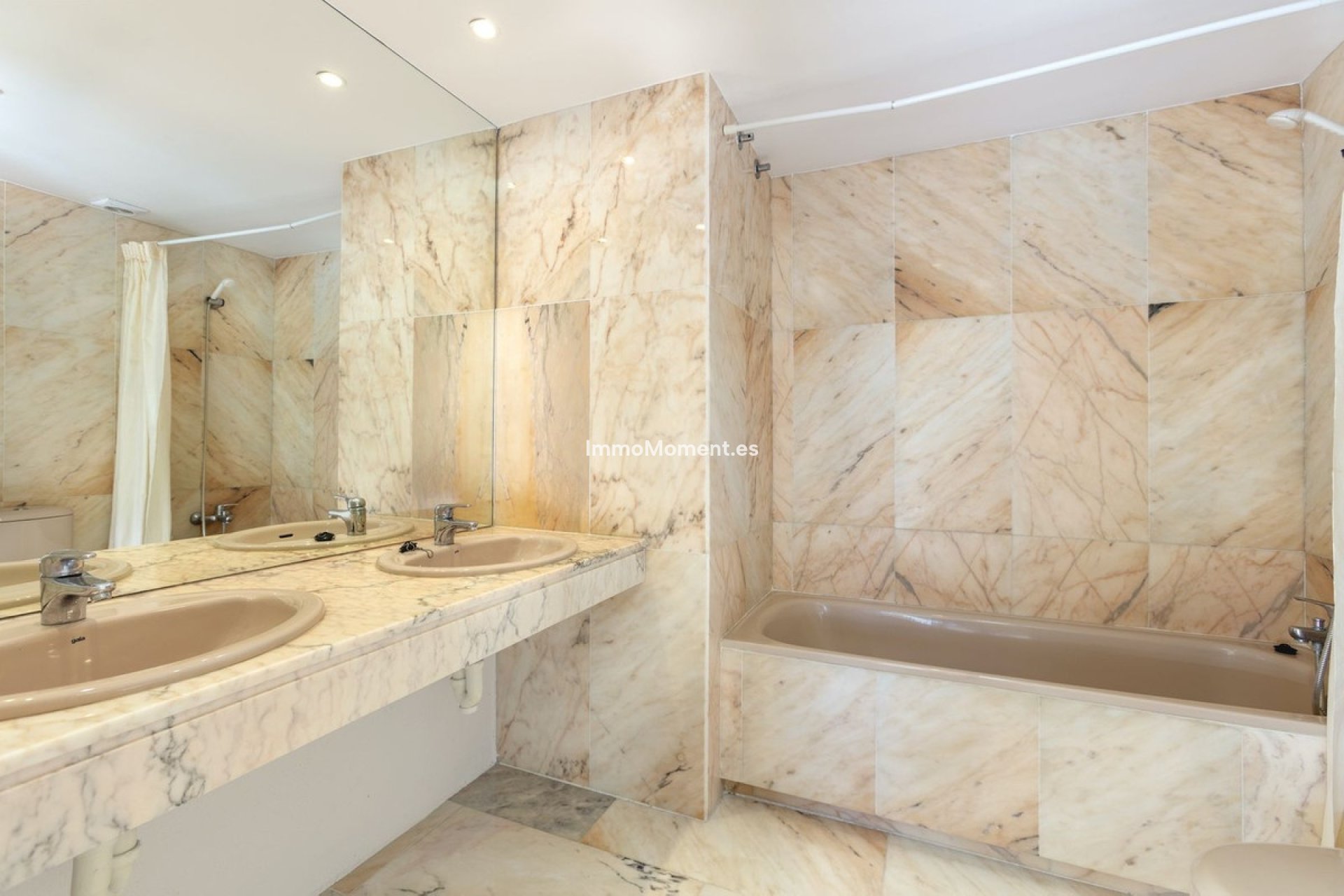 Revente - Maison mitoyenne - Marbella - Nueva Andalucía