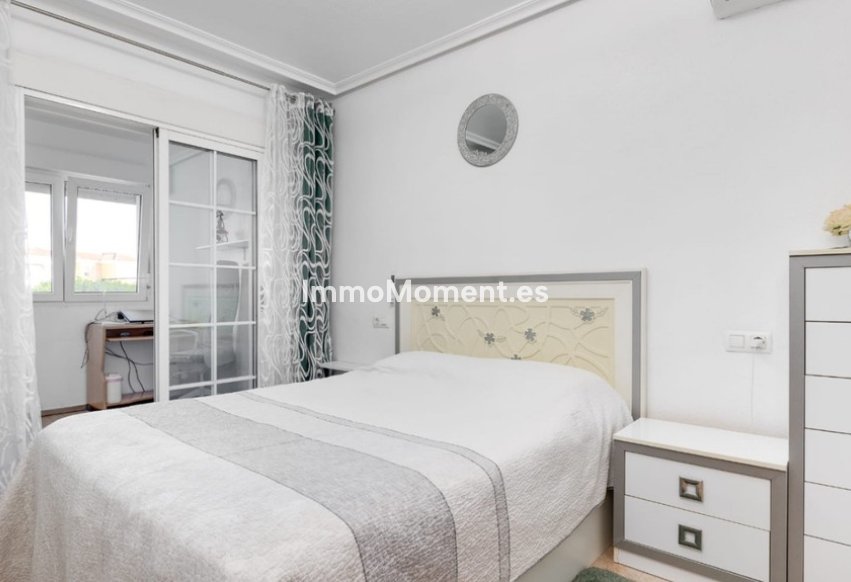 Revente - Maison mitoyenne - Torrevieja - Torrevieja Centro