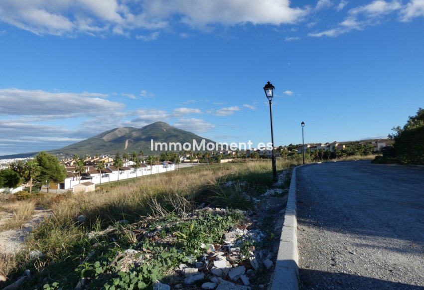 Revente - Terrain - Intérieur                       - Coín