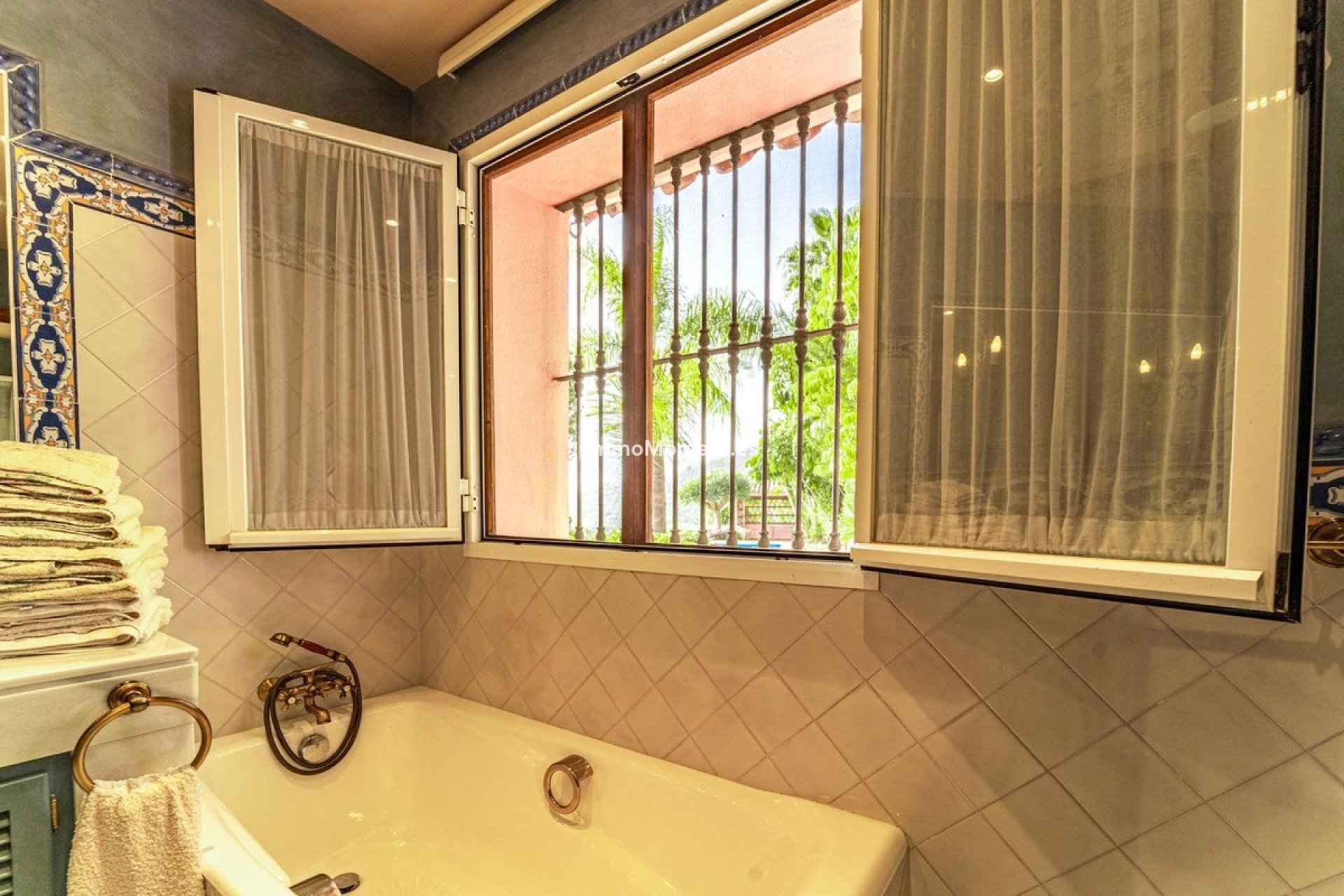 Revente - Villa - Benahavís - Benahavís Centro