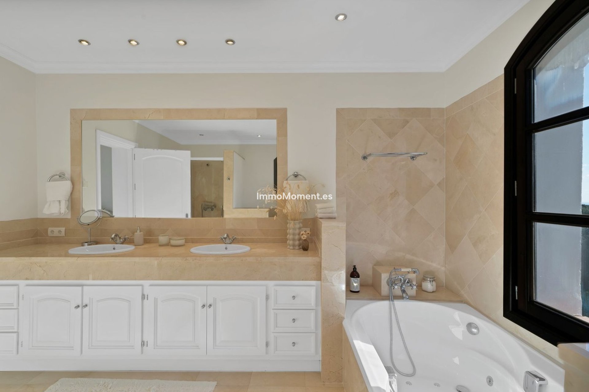 Revente - Villa - Benahavís - Benahavís Centro