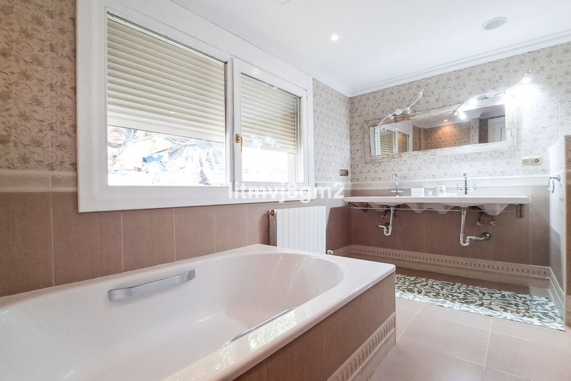 Revente - Villa - Benahavís - Benahavís Centro