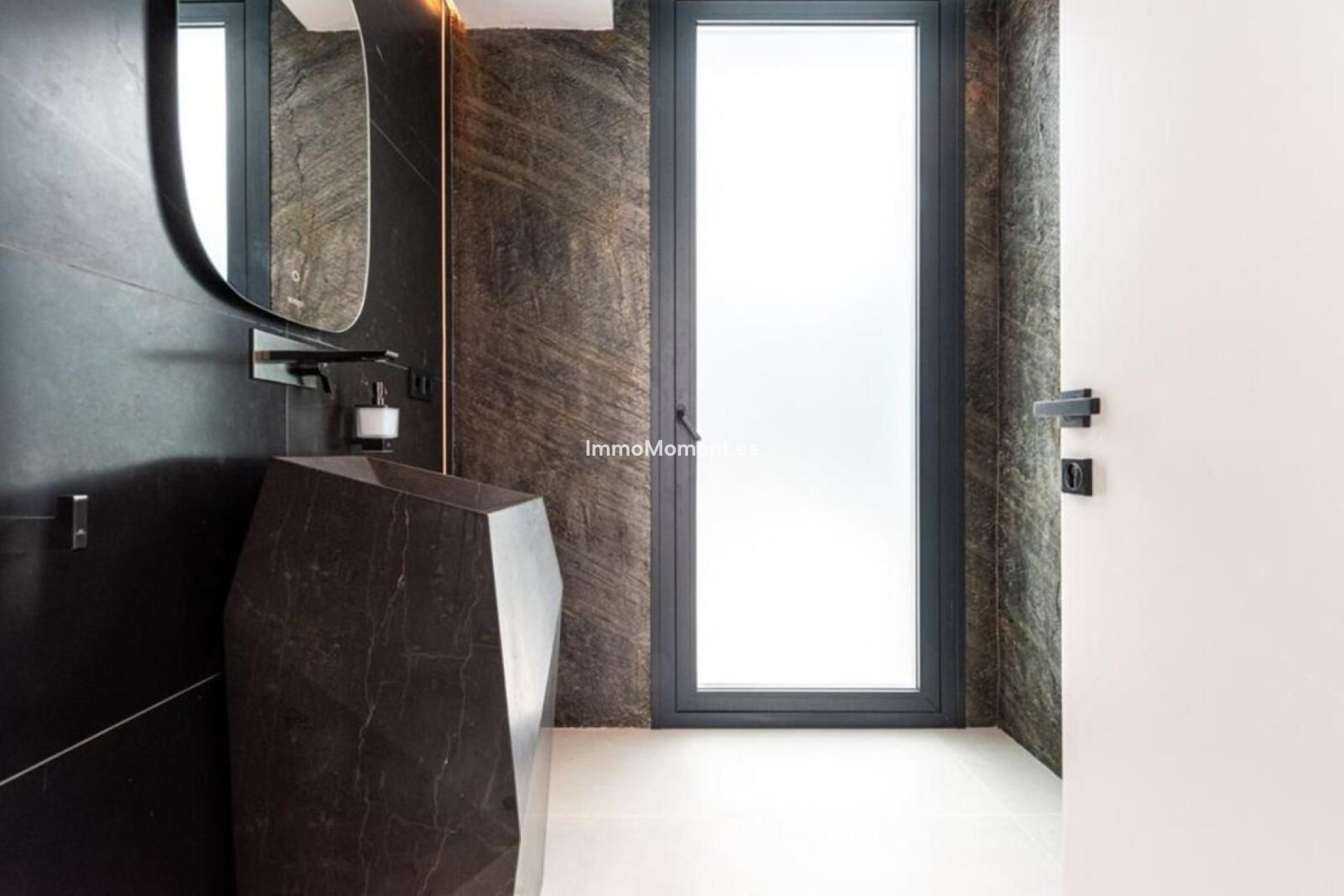 Revente - Villa - Benahavís - Benahavís Centro