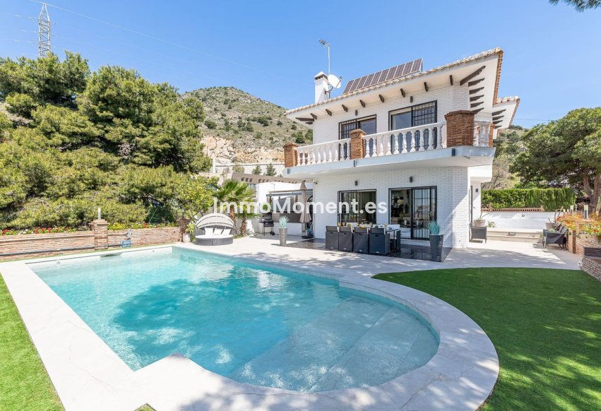 Revente - Villa - Benalmadena - Benalmadena Centro