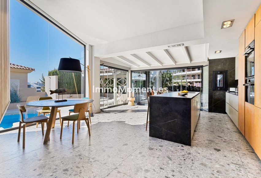 Revente - Villa - Benalmadena - Benalmadena Centro