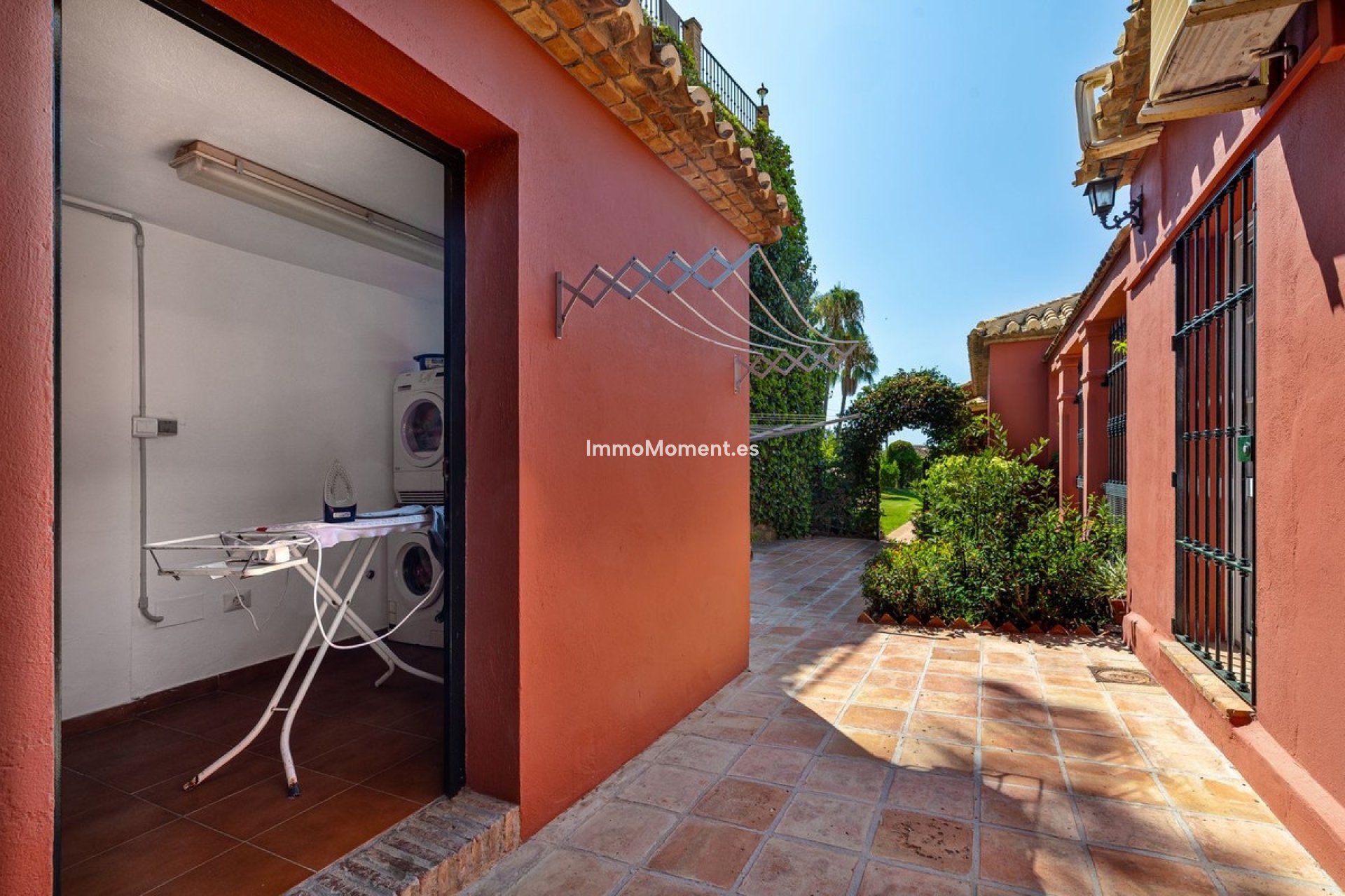 Revente - Villa - Benalmadena - Benalmadena Centro