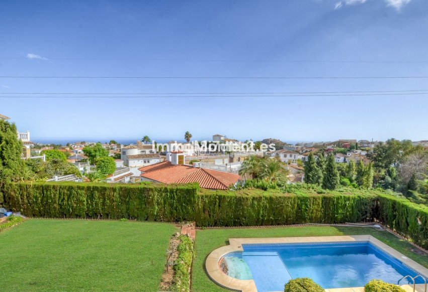 Revente - Villa - Benalmadena - Benalmadena Centro