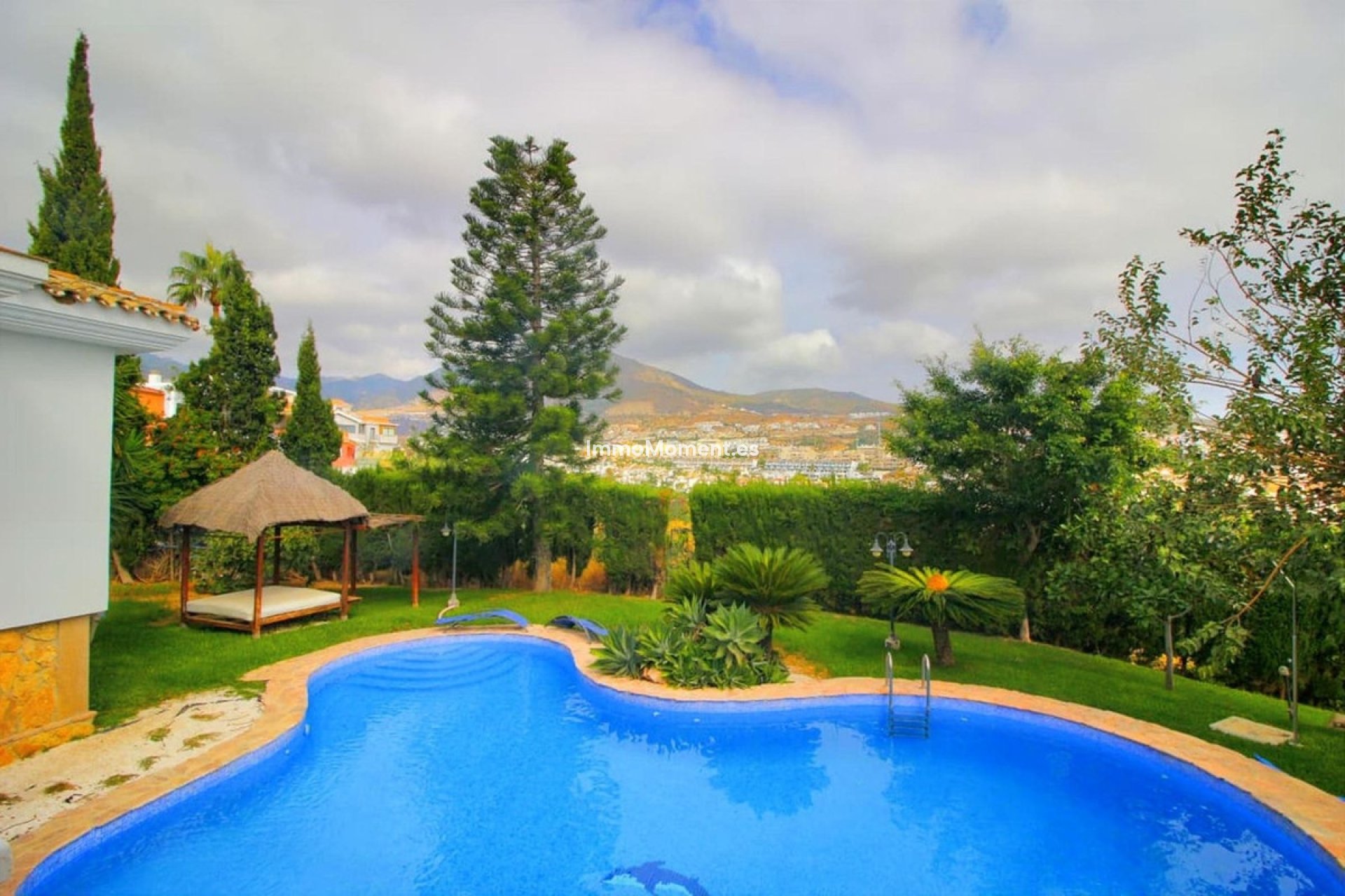 Revente - Villa - Benalmadena - Benalmadena Centro