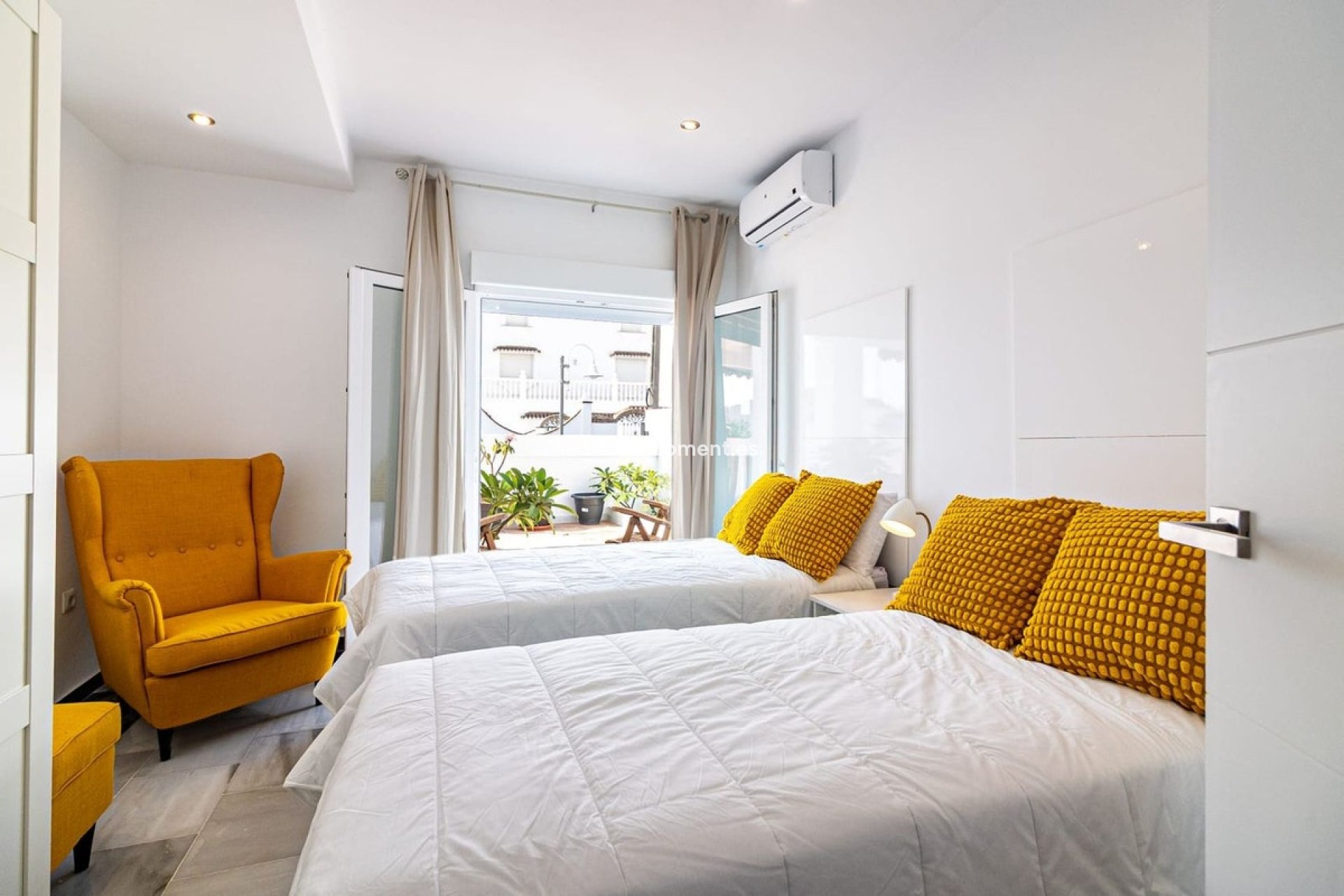 Revente - Villa - Benalmadena - Benalmadena Costa