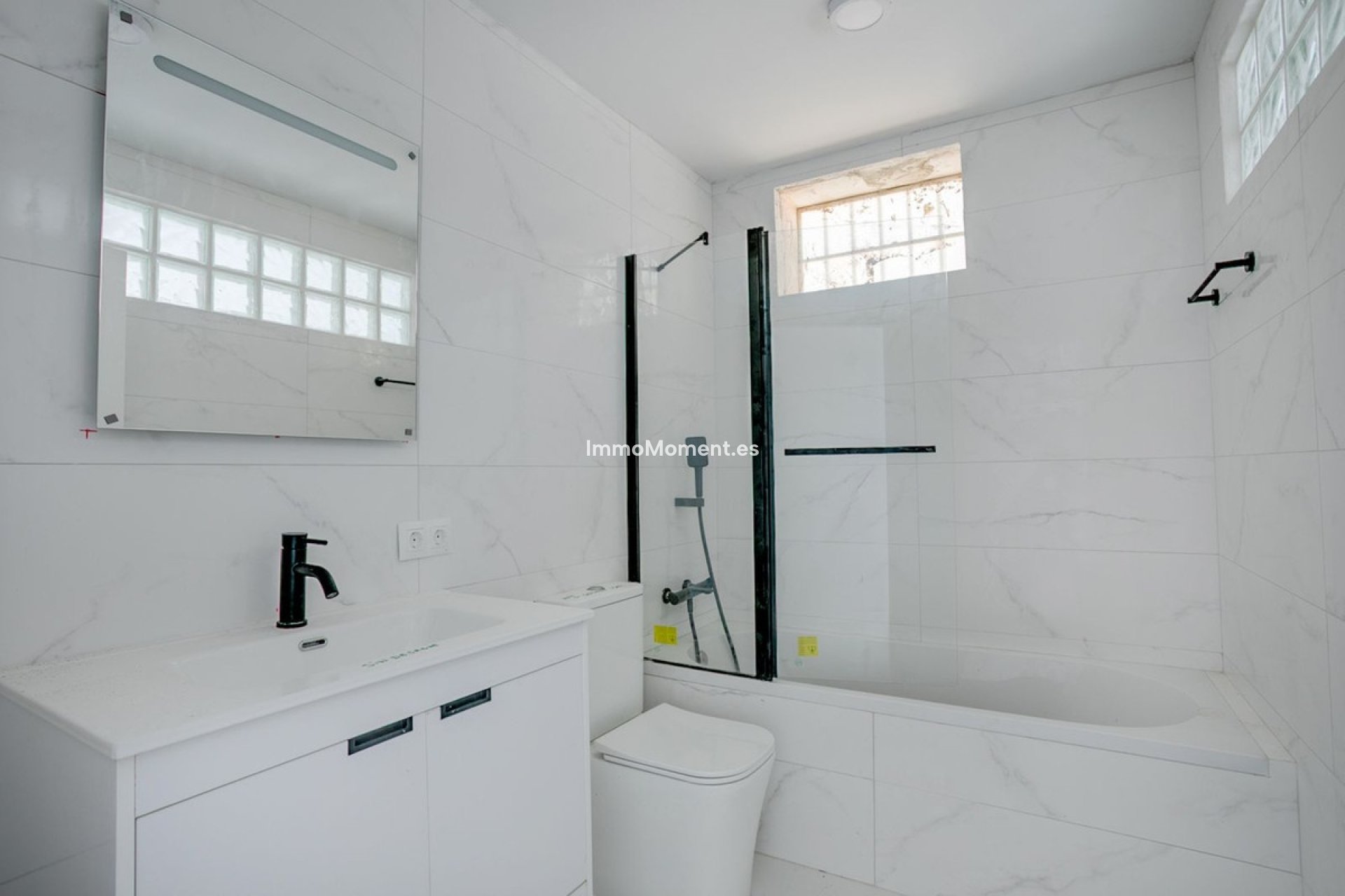 Revente - Villa - Estepona  - Estepona Centro