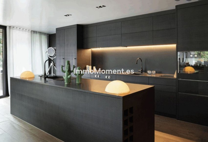 Revente - Villa - Estepona  - Estepona Centro