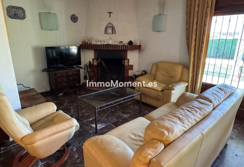 Revente - Villa - Estepona  - Estepona Centro