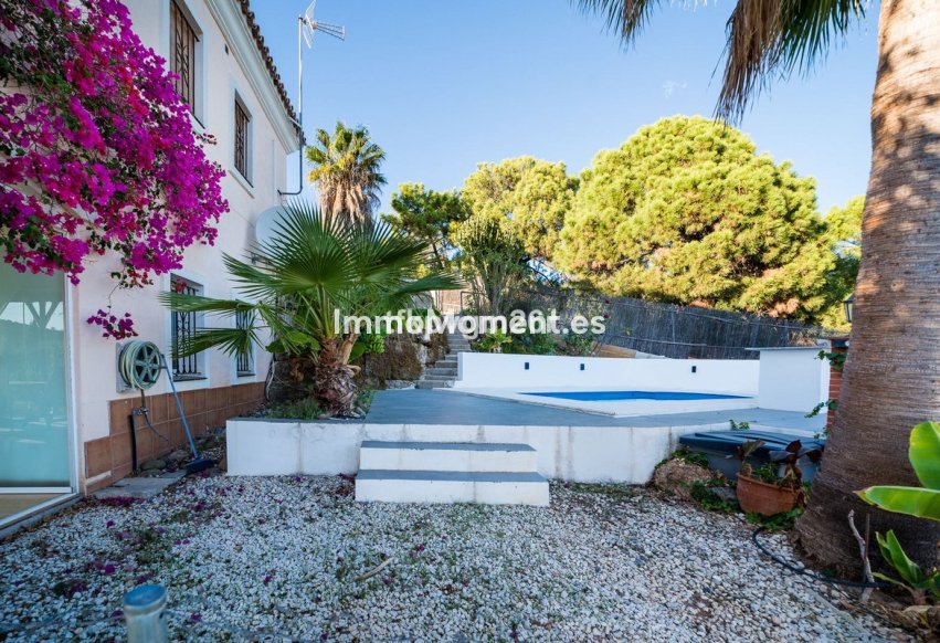 Revente - Villa - Estepona  - Estepona Centro