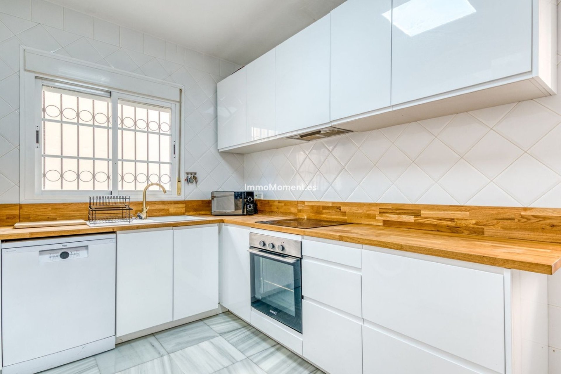 Revente - Villa - Estepona  - New Golden Mile