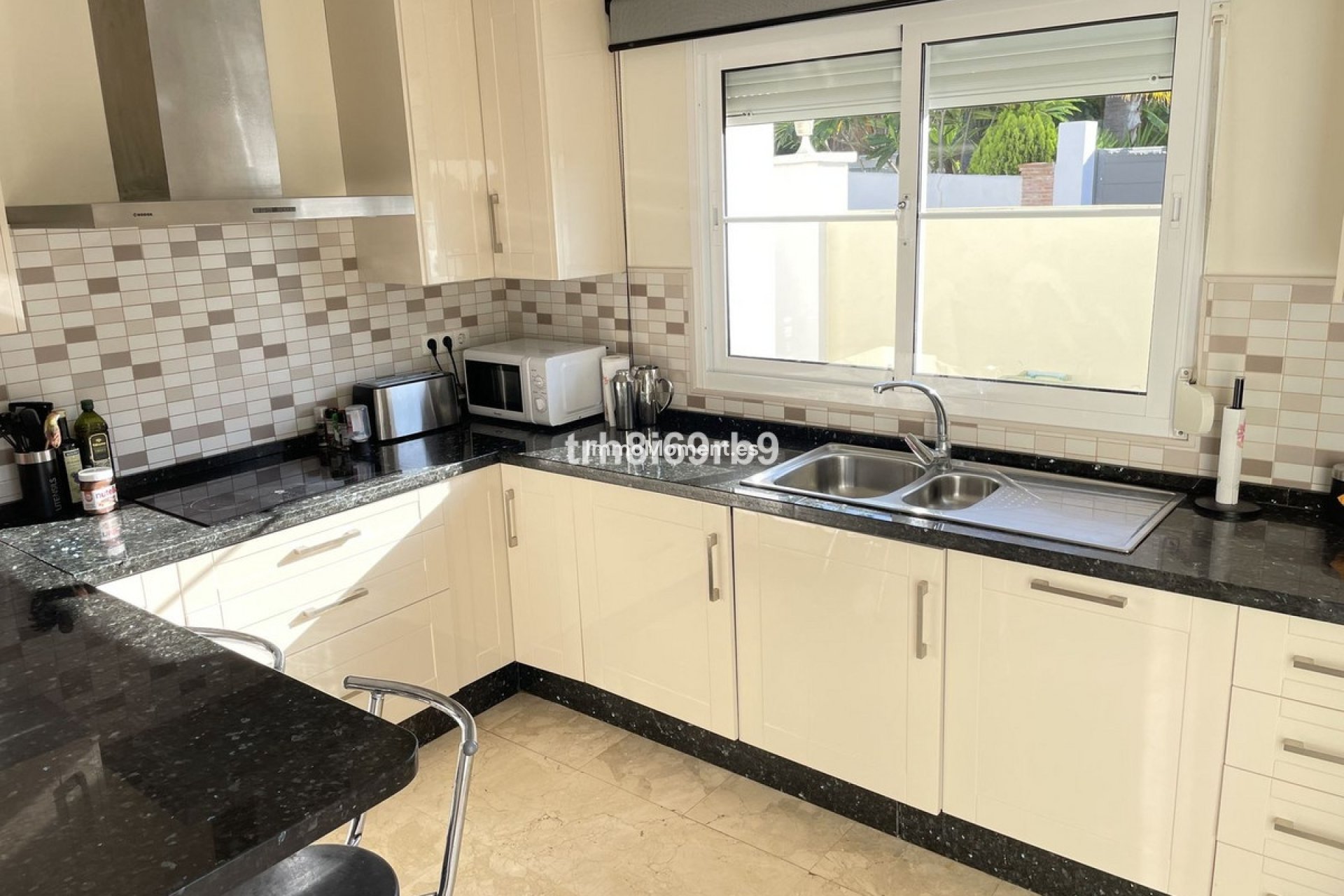 Revente - Villa - Estepona  - New Golden Mile