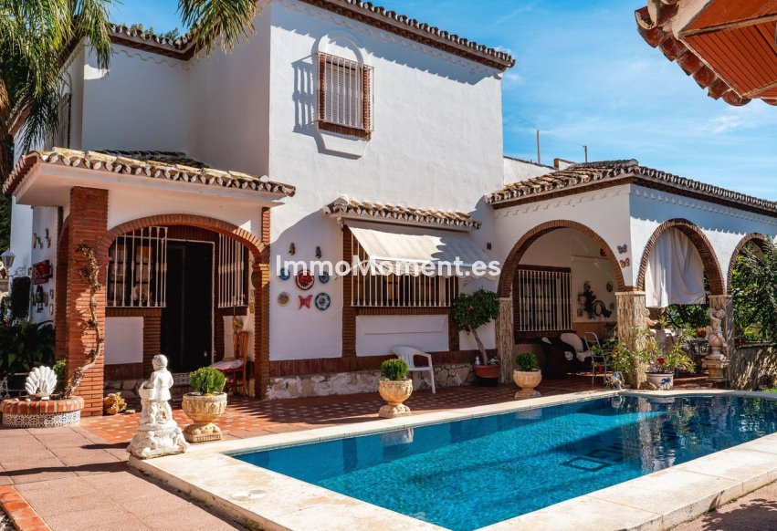 Revente - Villa - Fuengirola - Los Pacos