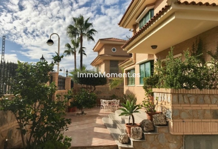 Revente - Villa individuelle - Benidorm - Benidorm Centro