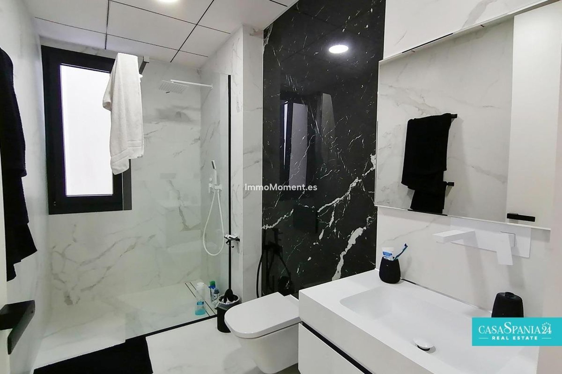 Revente - Villa individuelle - Benidorm - Benidorm Centro