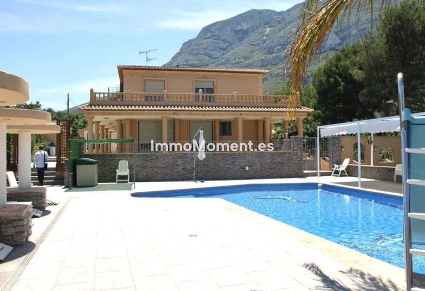 Revente - Villa individuelle - Denia - Denia Centro