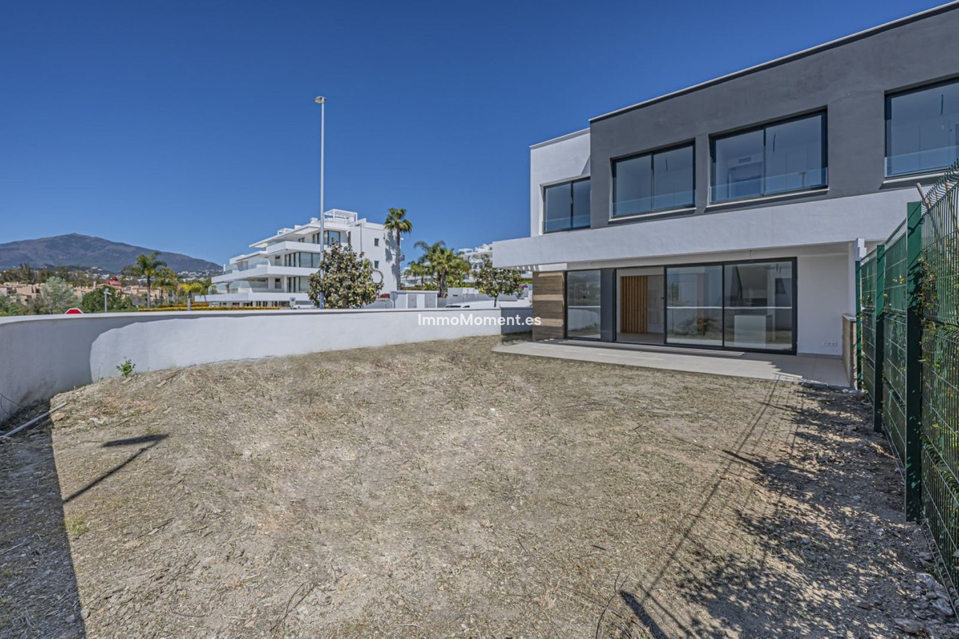 Revente - Villa individuelle - Estepona  - Atalaya