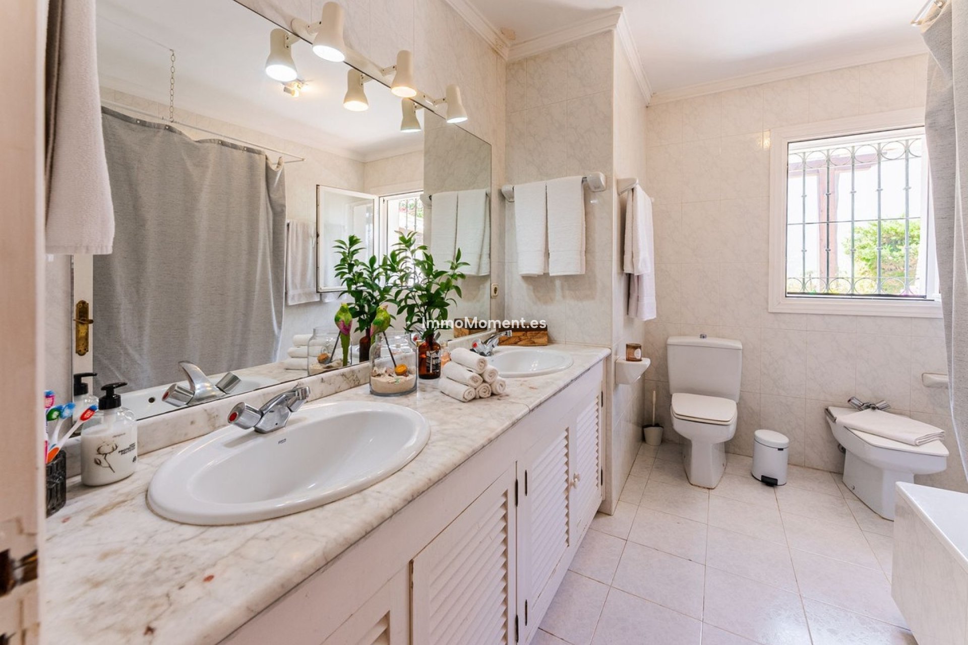Revente - Villa individuelle - Estepona  - Atalaya