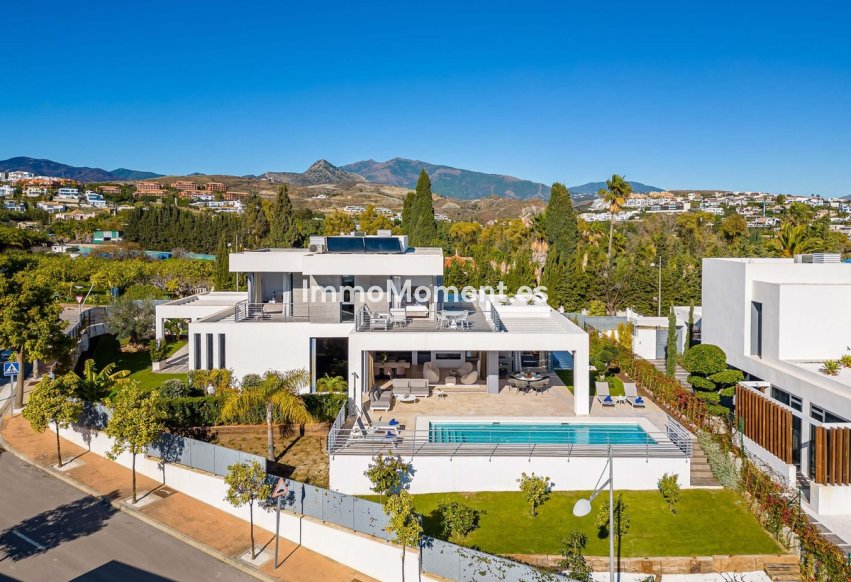 Revente - Villa individuelle - Estepona  - Cancelada