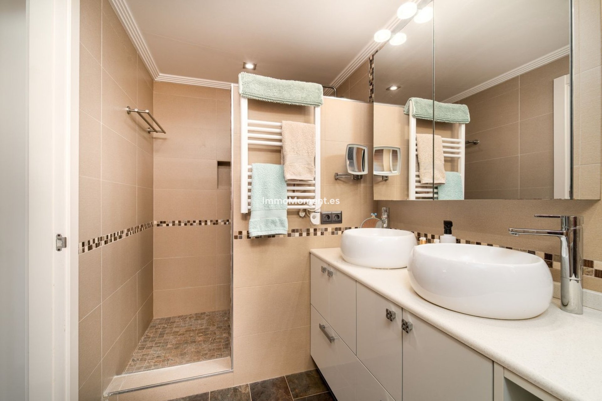 Revente - Villa individuelle - Estepona  - El Padron