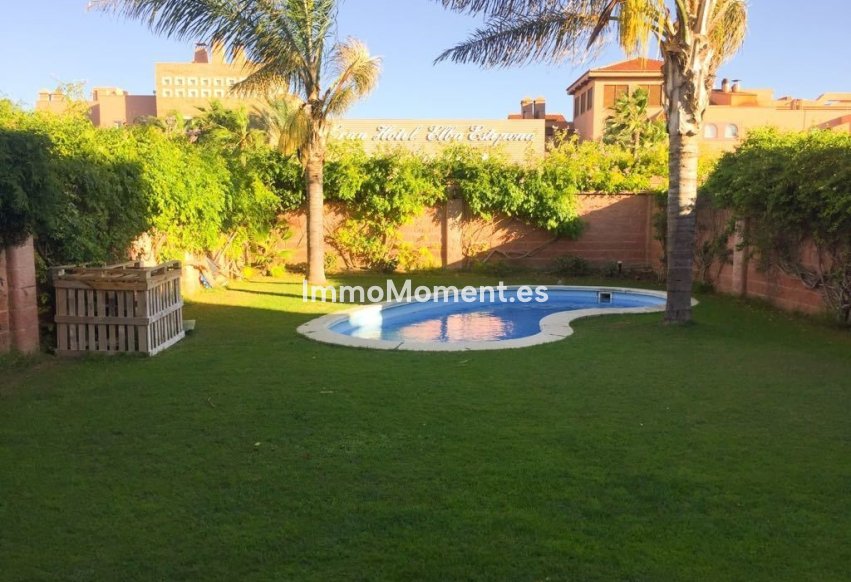 Revente - Villa individuelle - Estepona  - Estepona Centro