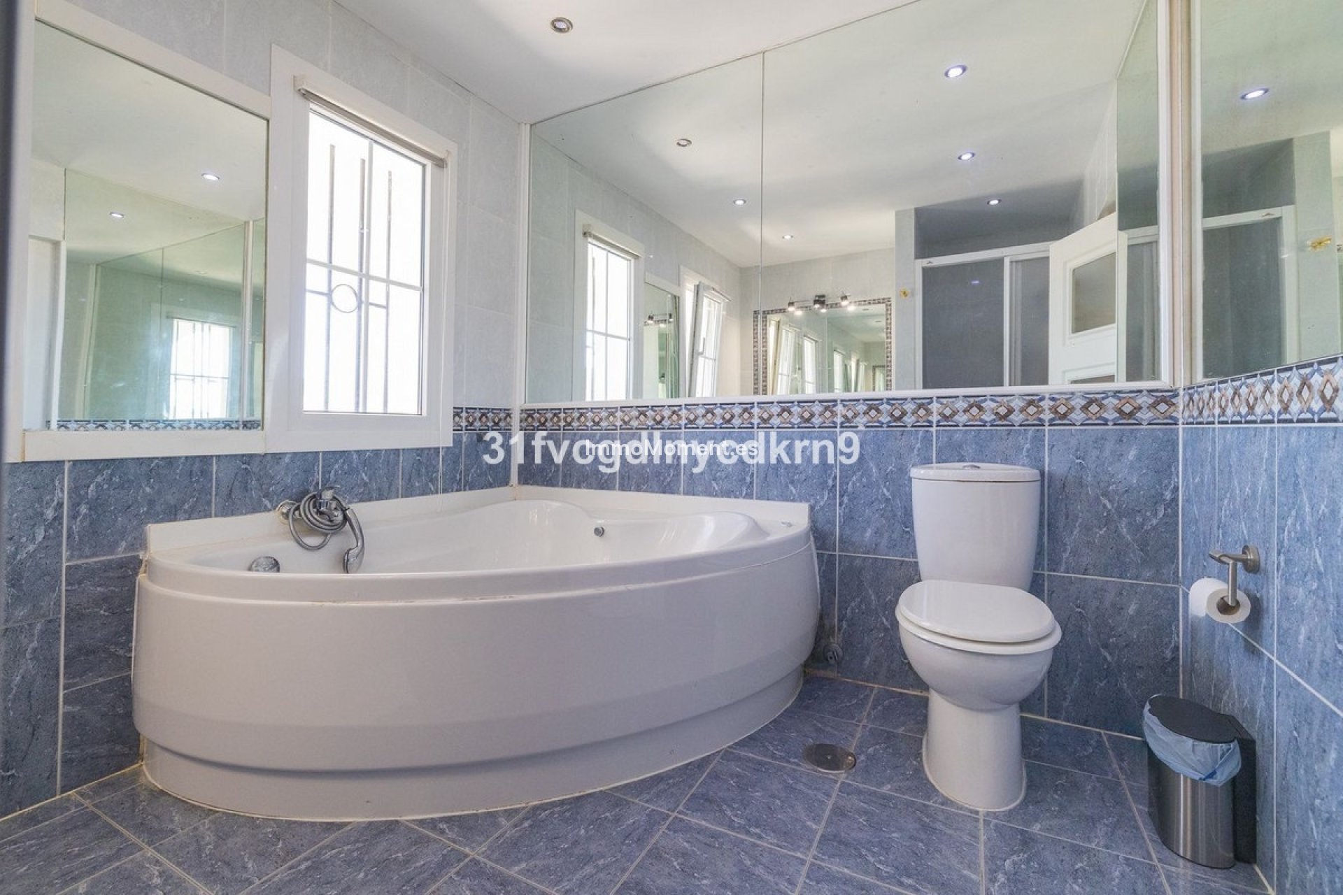Revente - Villa individuelle - Estepona  - Estepona Centro