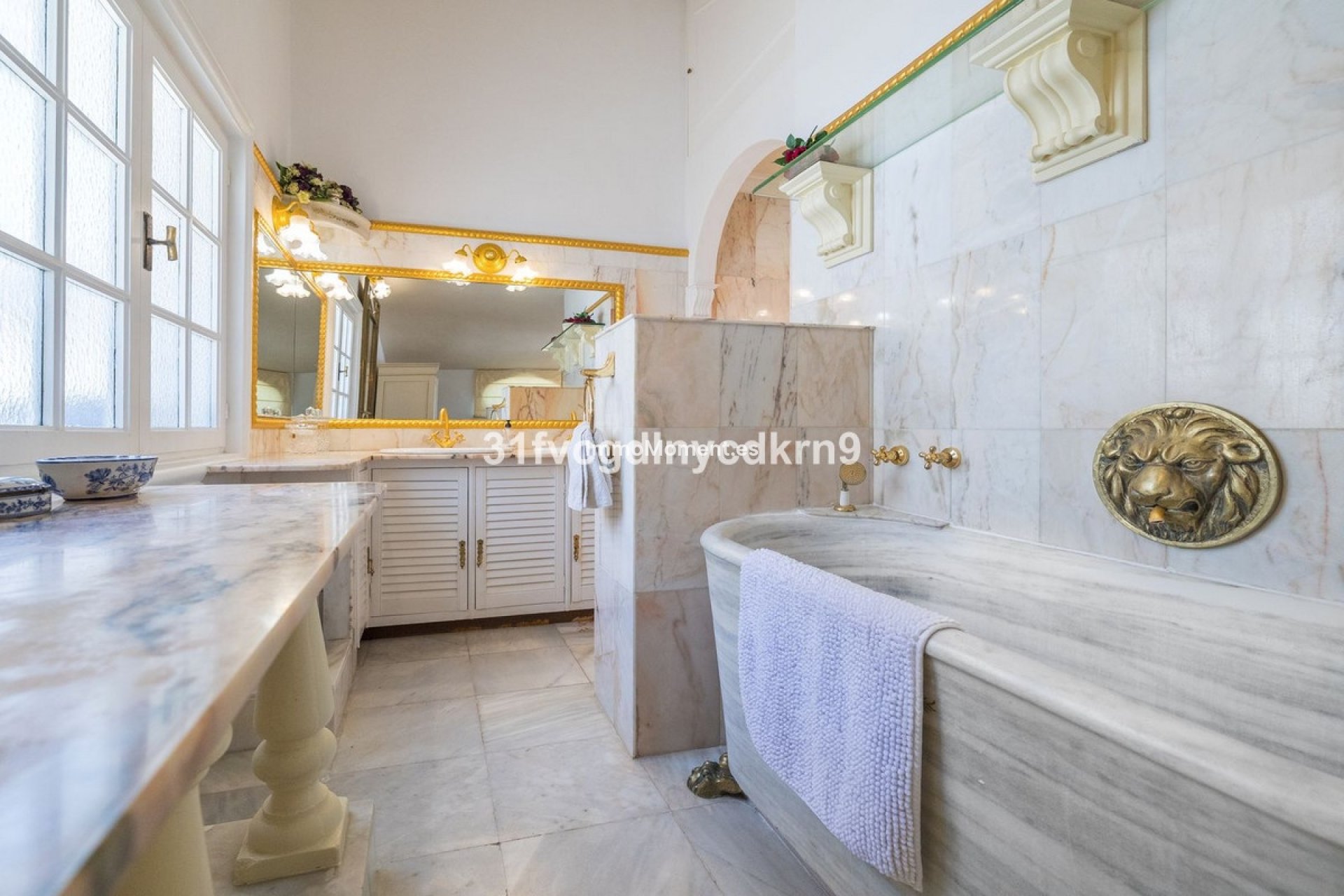 Revente - Villa individuelle - Estepona  - Estepona Centro
