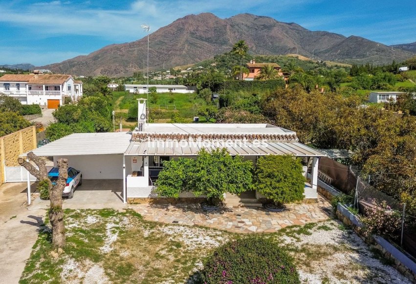 Revente - Villa individuelle - Estepona  - Estepona Centro