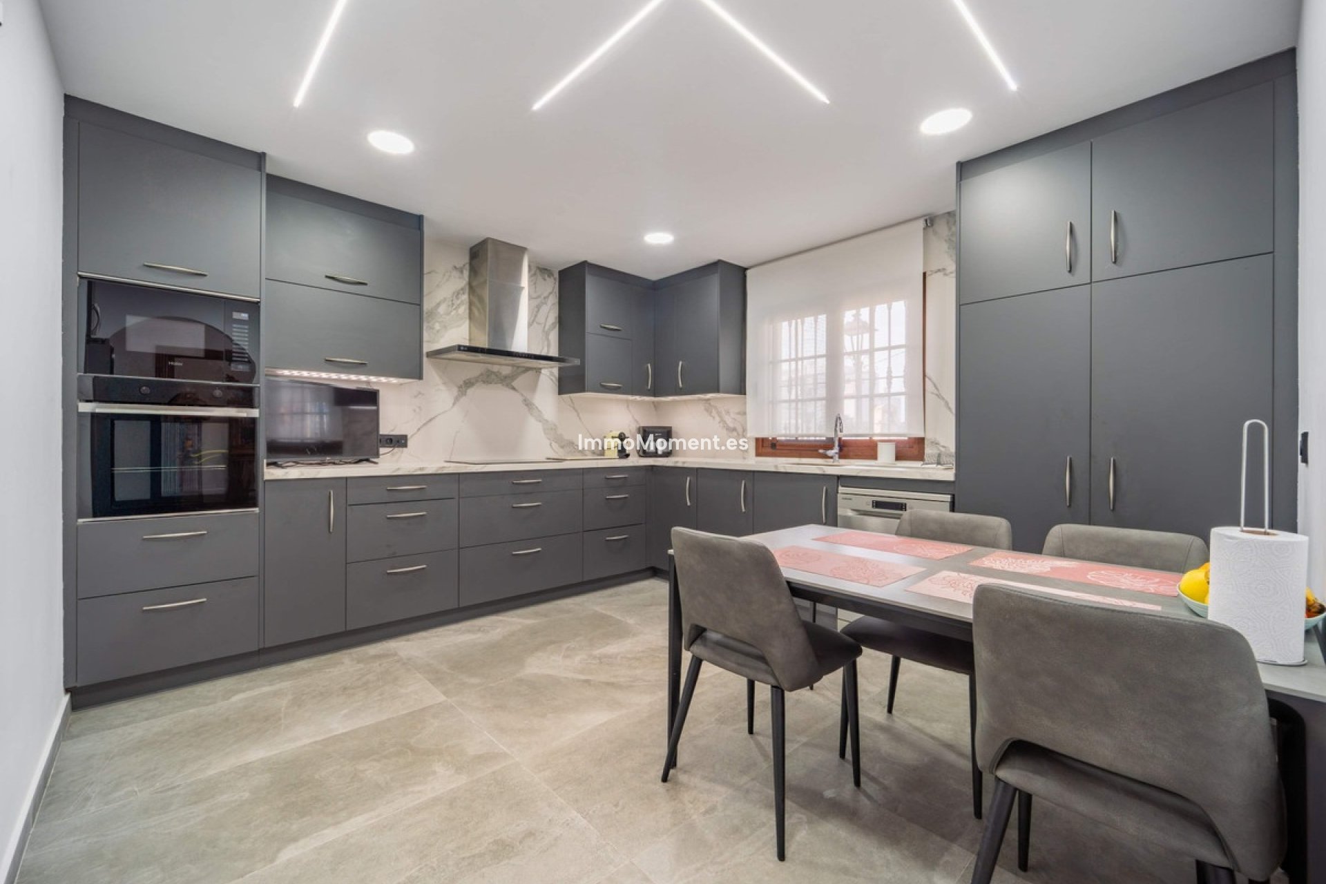 Revente - Villa individuelle - Estepona  - Estepona Centro