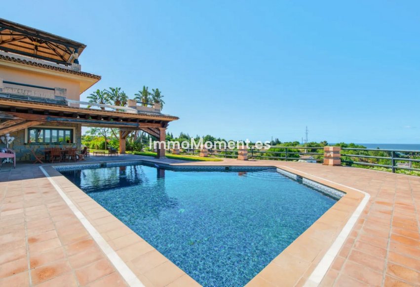 Revente - Villa individuelle - Estepona  - Estepona Centro