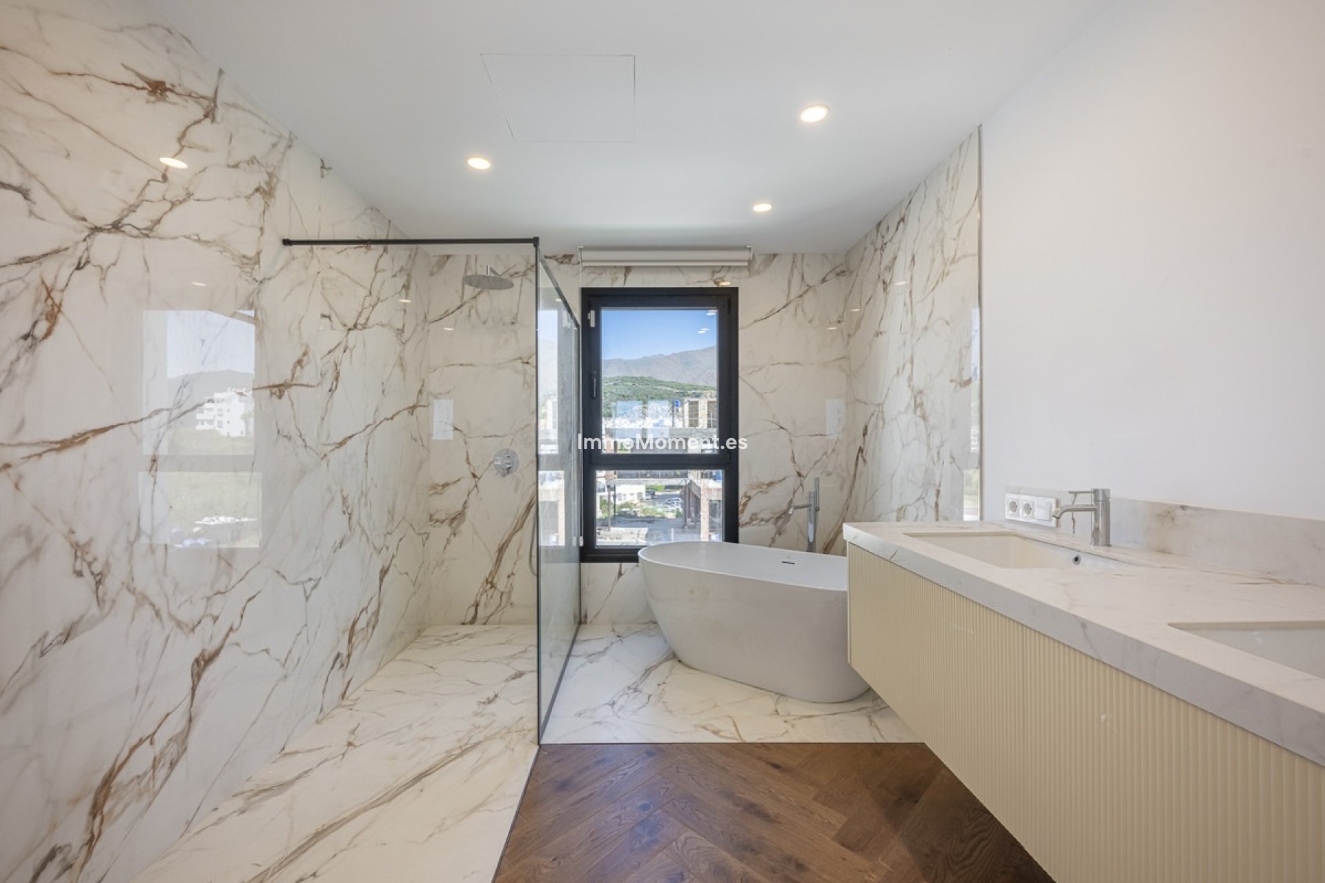 Revente - Villa individuelle - Estepona  - Estepona Centro