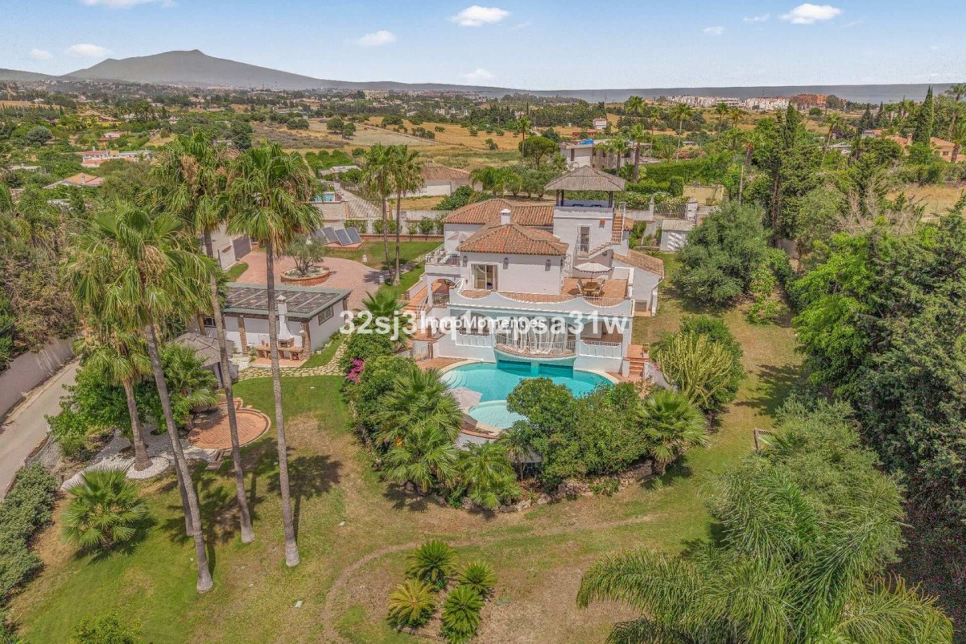 Revente - Villa individuelle - Estepona  - Estepona Centro