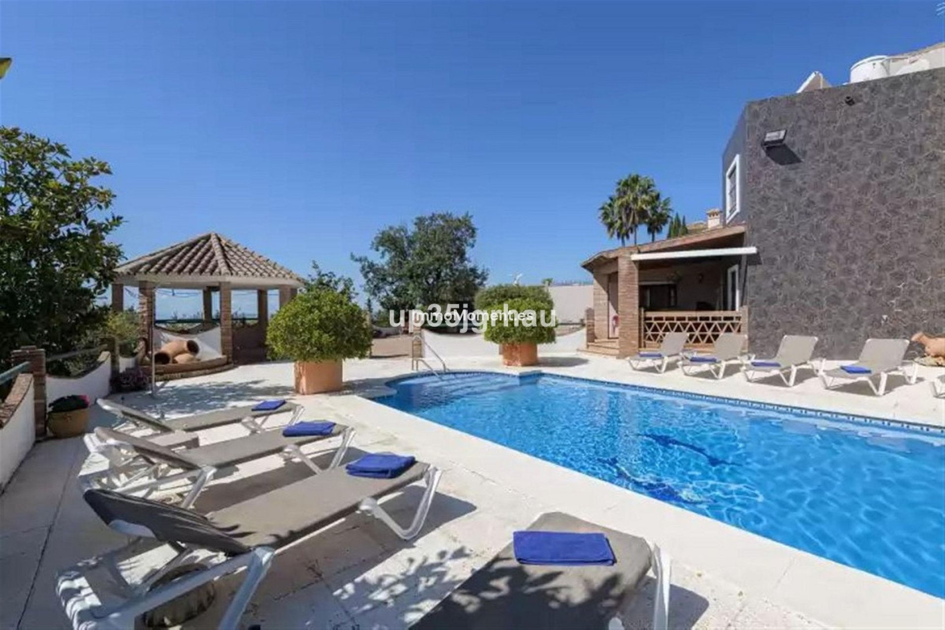 Revente - Villa individuelle - Estepona  - Estepona Centro